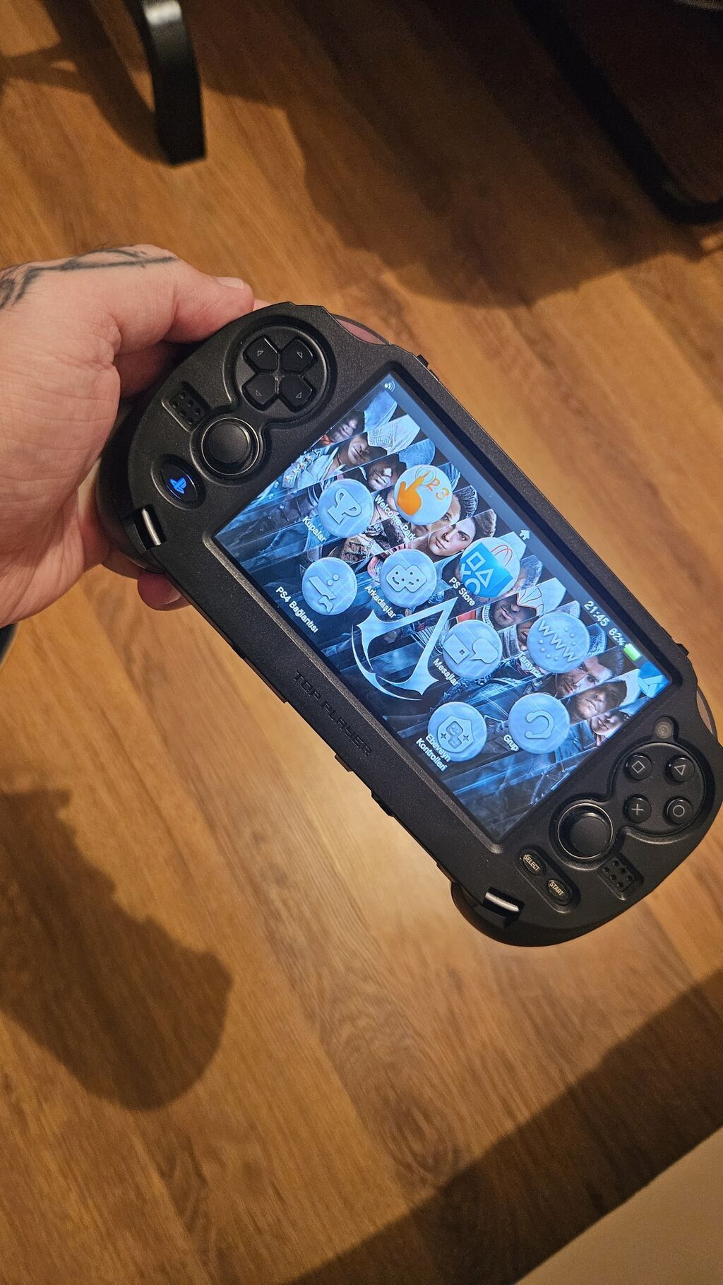 Ps Vita satılır üzərində case adapteri 32gb əlavə 4 gb öz yaddaş — Şəxsi əşyalar, Bakı