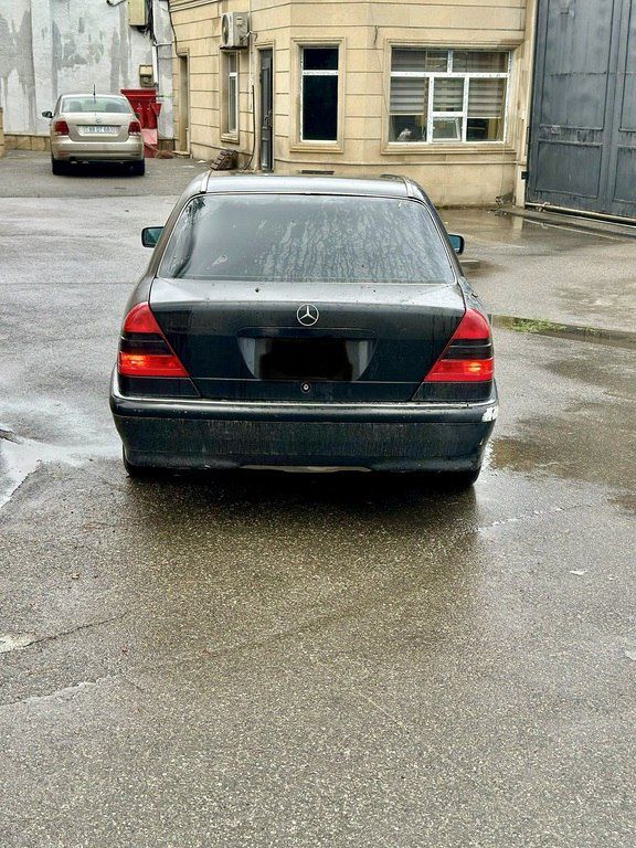 Mercedes C 230, 2.3 L, 1998 il, 323 000 km — Avtomobillər, Bakı (2)