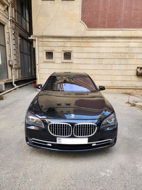 BMW 740, 3.0 L, 2010 il, 244 000 km — Bakı