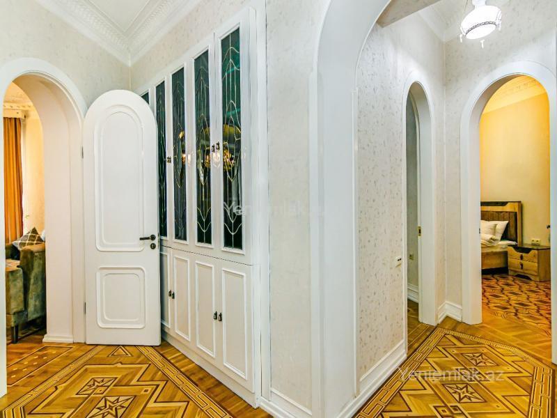 Günlük 4 otaqlı Bina evi menzil (Yeni tikili), 170 m², Səbail rayonu — Mənzil, Bakı (2)