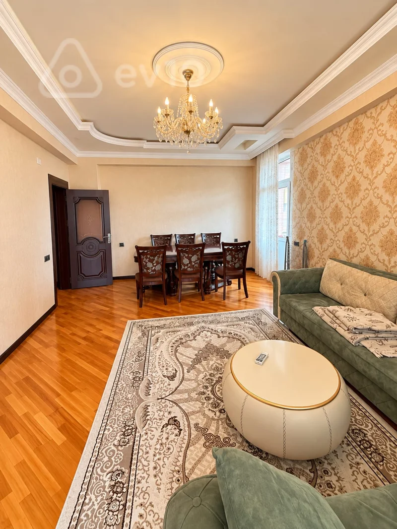 3 otaqlı mənzil, 125 m², Sübhi Salayev küçəsi — kirayə — Mənzil, Bakı (2)