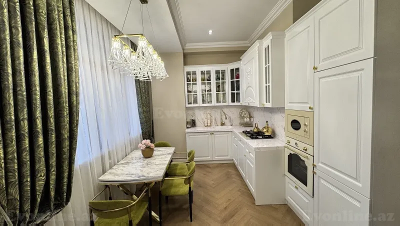 Satılır 3 otaqlı Mənzil Yeni tikili 150 m² Bakı, Nəsimi r., 28 May m — Mənzil, Bakı (4)