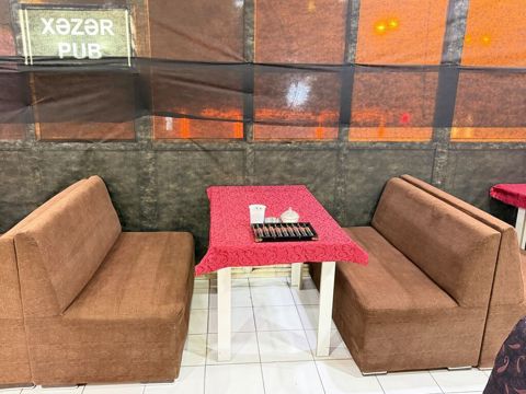 Skameykalar ilə, Düz masa, 2 nəfər — Bakı