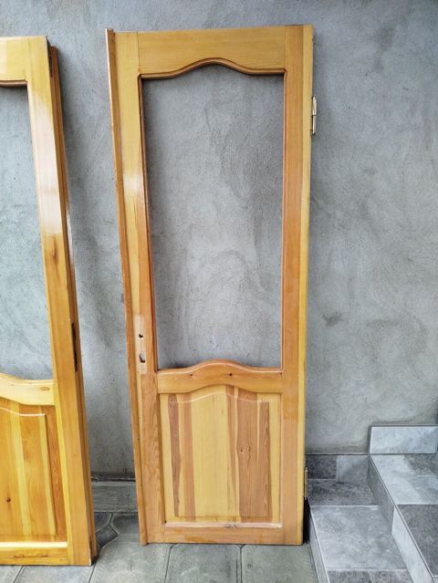 İkiyarpaq ağac qapı dəsti - Material: təbii ağac (çam tipli), lakla — Sumqayıt