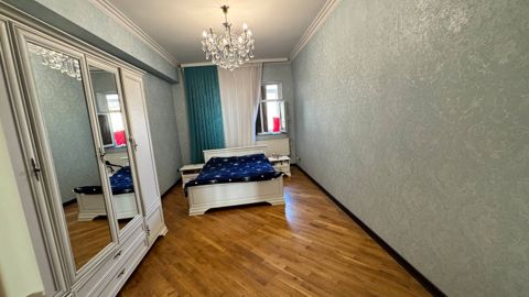 Satılır 3 otaqlı yeni tikili 130 m² — Bakı