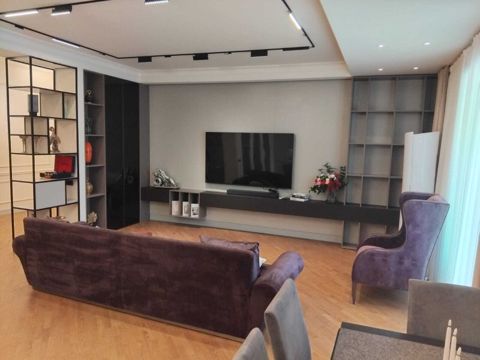 Satılır 4 otaqlı yeni tikili 180 m² — Bakı