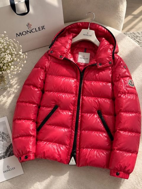 Moncler kurtka Su kecirmir, yunguldur lakin cox isti saxlayir, qiş — Bakı