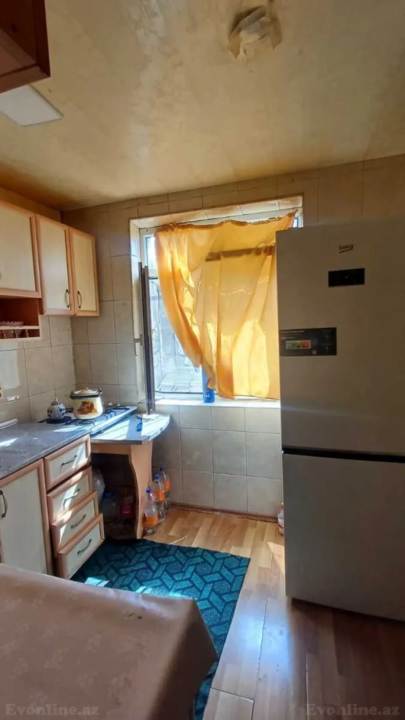 Satılır 2 otaqlı Mənzil Köhnə tikili 52 m² Bakı, Abşeron r — Mənzil, Bakı (2)