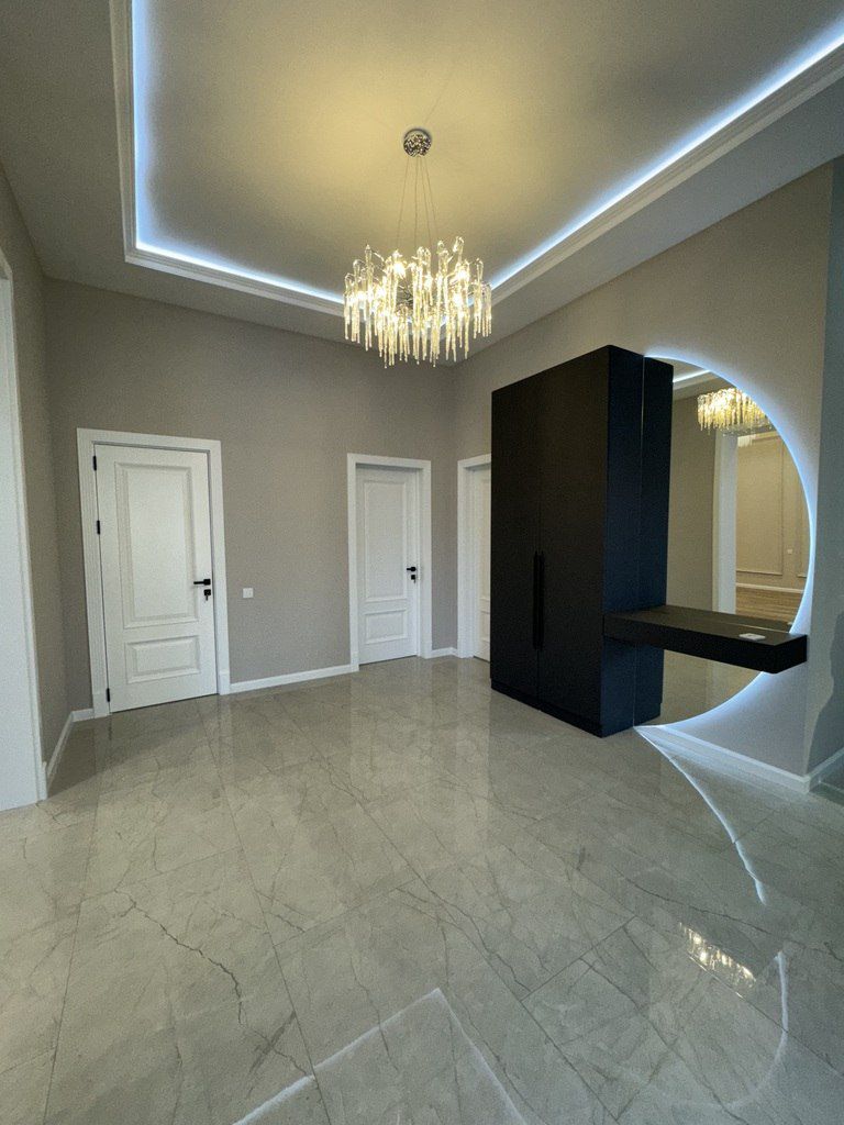 Satılır 5 otaqlı həyət evi/bağ evi 300 m² — Ev, villa, Bakı (10)