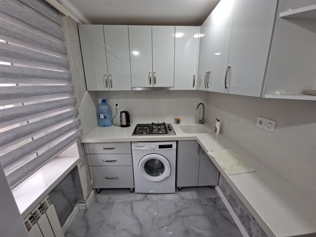 İcarəyə verilir 2 otaqlı köhnə tikili 48 m² — Mənzil, Bakı (9)