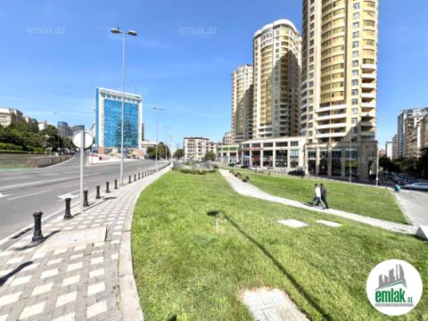 Satılır 3 otaqlı 175 m² yeni tikili Nizami m