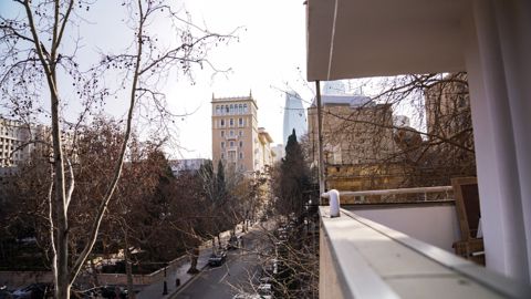 İcarəyə verilir 2 otaqlı köhnə tikili 70 m² — Bakı