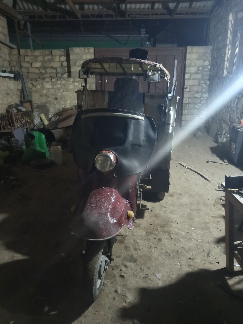 Üç təkərli yük/sernişin motosikleti (rikşa tipli) - Korpus: ön — Motosikletlər, Bakı (2)