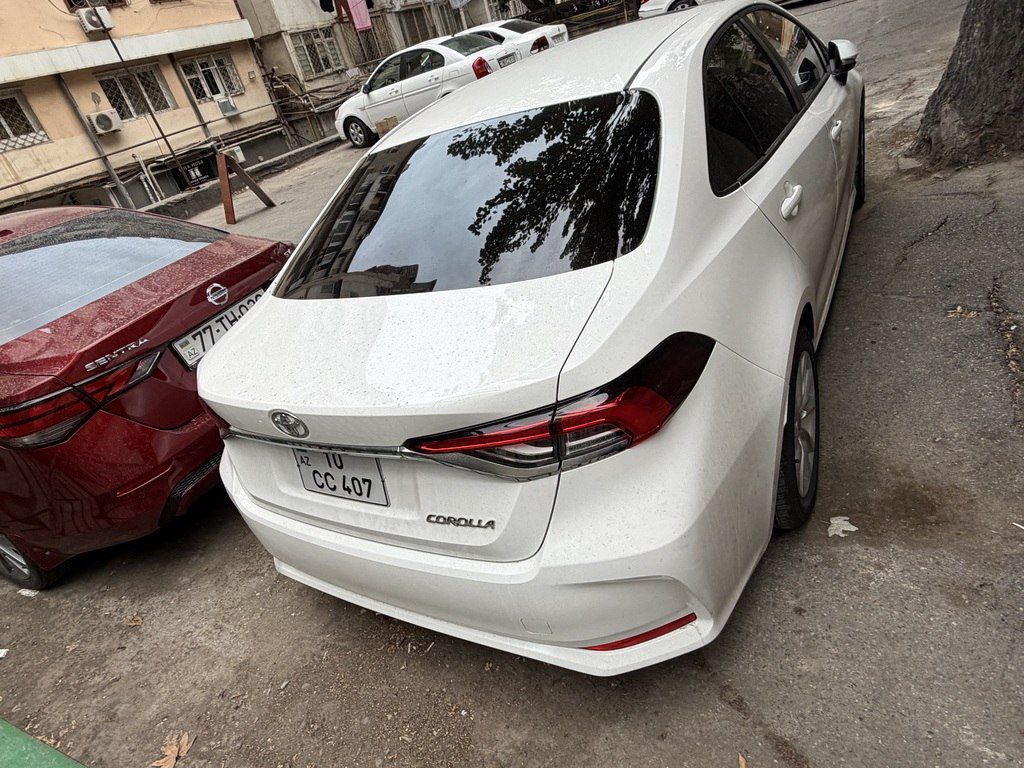 Toyota Corolla, 1.8 L, 0.85 kWh, 2025 il, 5 400 km 10-CC-407 — Avtomobillər, Bakı (2)