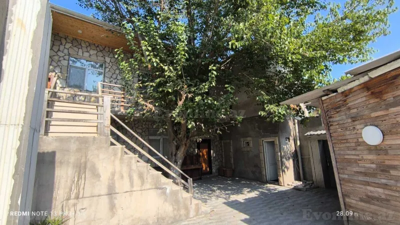 Satılır 7 otaqlı Həyət evi 240 m² Bakı, Binəqədi r., Biləcəri — Bakı