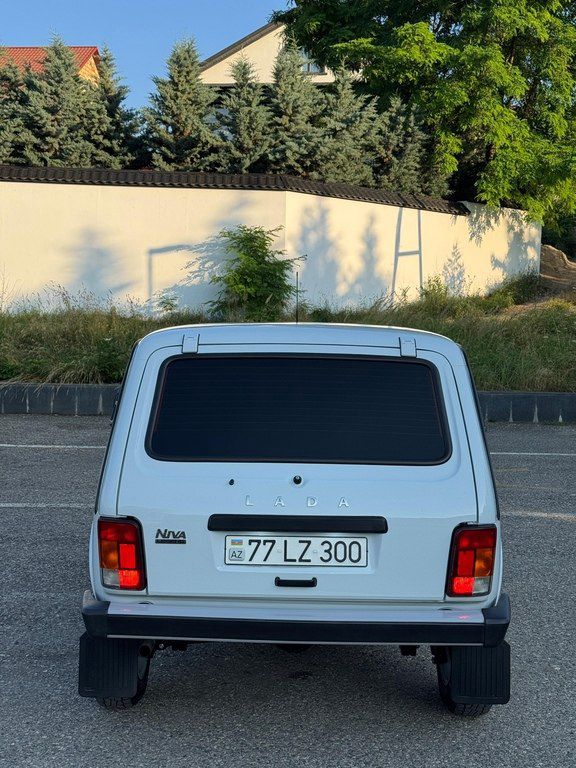 Lada (VAZ) Niva, 1.7 L, 2024 il, 27 500 km 77-LZ-300 — Avtomobillər, Bakı (2)