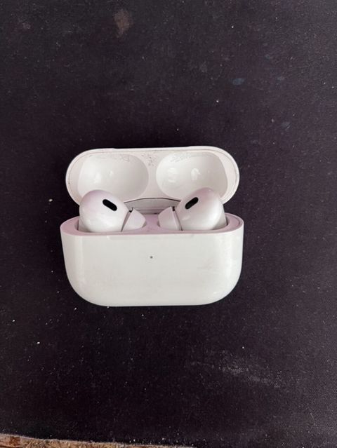 Satılır — AirPods Pro 2 — 150 AZN - Aktiv səs-küyün — Bakı