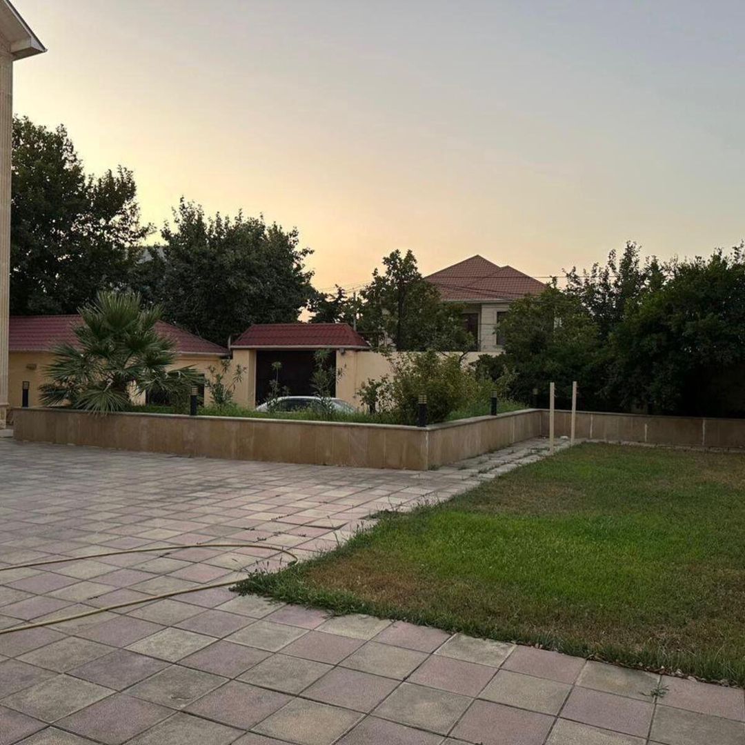 Satılır 12 otaqlı həyət evi/bağ evi 650 m² — Ev, villa, Bakı (9)