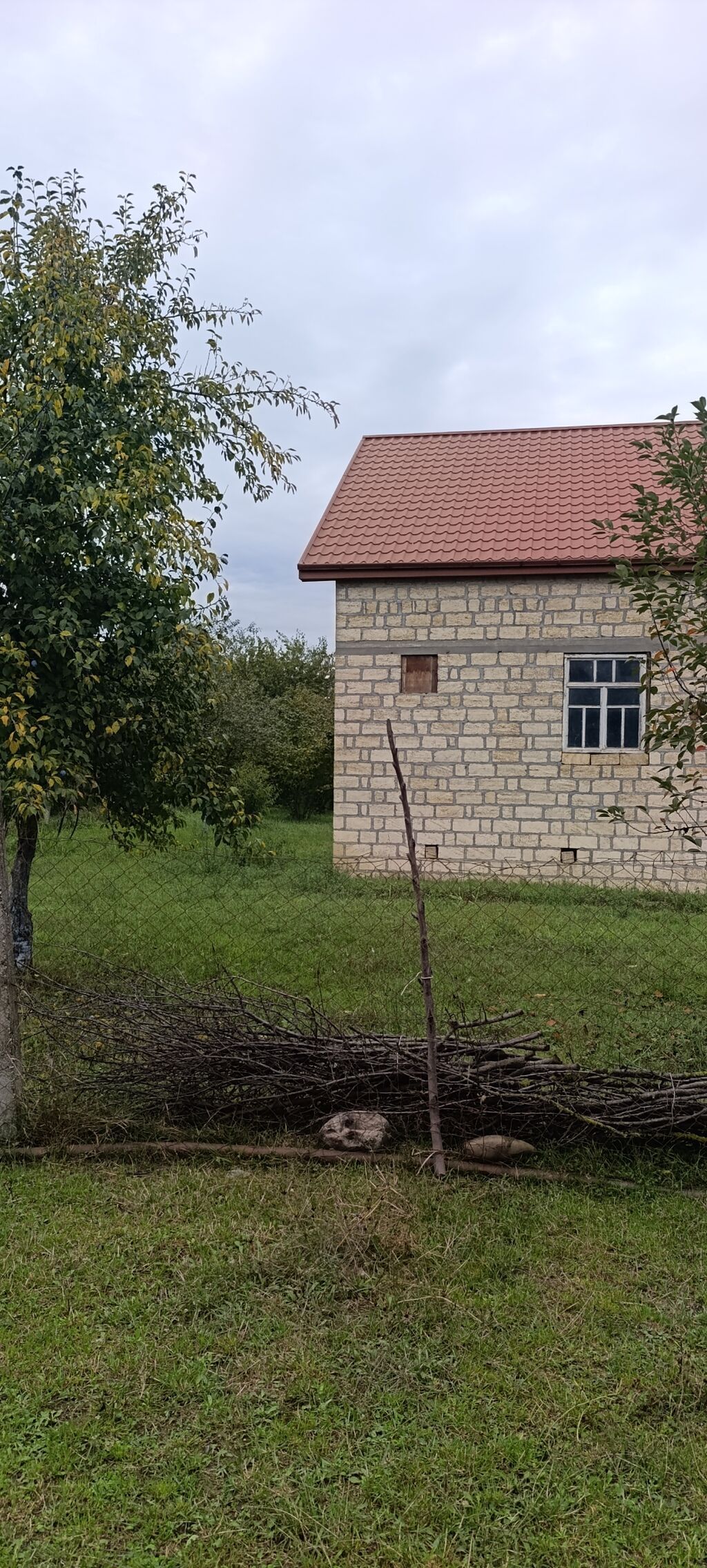 Daş divarlı kənd evi – geniş həyətyanı sahə ilə Qaz işg su. 15 sot — Ev, villa, Quba (3)