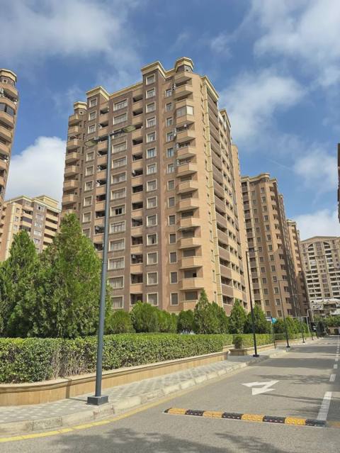 Satılır 2 otaqlı Mənzil Yeni tikili 108 m² Bakı, Nəsimi r., 28 May m — Gülnar Sabirli — Apartment