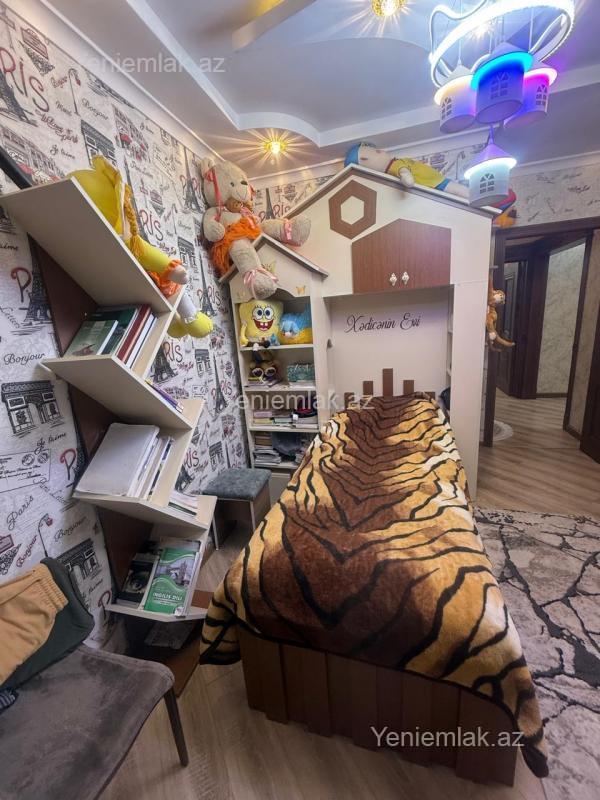 Satılır 5 otaqlı Bina evi menzil (Köhnə tikili), 110 m², 10-cu mikrorayon — Mənzil, Sumqayıt (8)