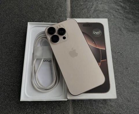 IPhone 16 Pro, 256 GB, Desert Titanium, Zəmanət, Simsiz şarj, Face ID — Bakı