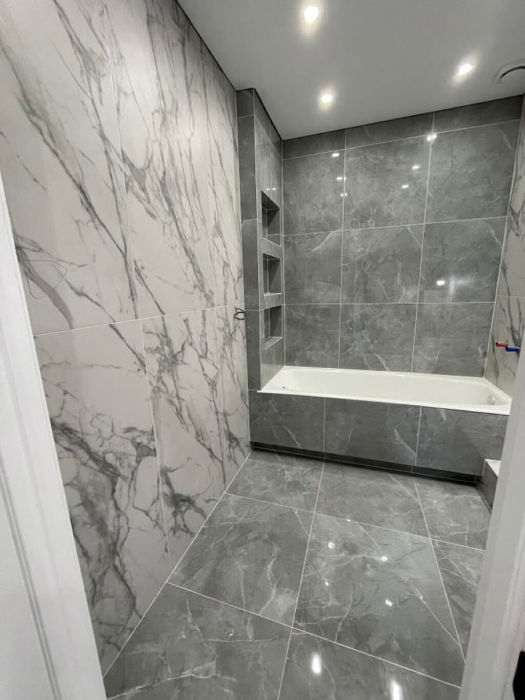 Kafel-metlax işləri Hamam, mətbəx, balkon və mənzillərdə — Duş kabin və bölmələr, Bakı (2)