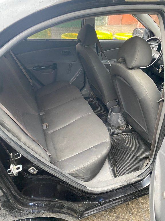 Kia Rio, 1.4 L, 2011 il, 400 000 km 77-GO-397 — Avtomobillər, Bakı (6)
