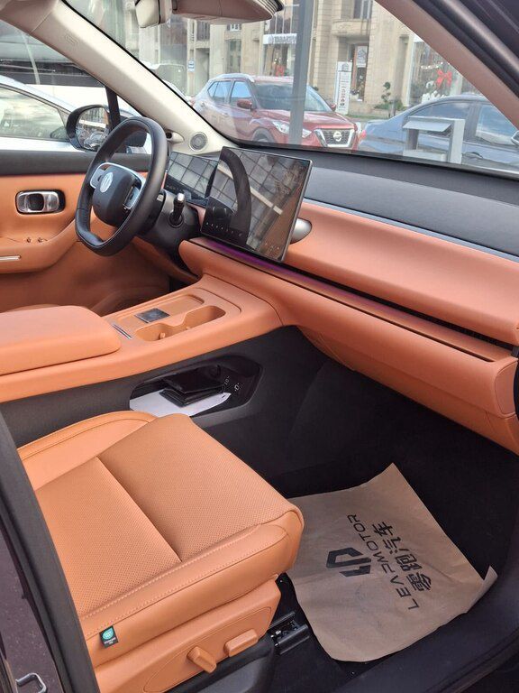 Leapmotor C16, 1.5 L, 28.4 kWh, 2024 il, yeni — Avtomobillər, Bakı (8)