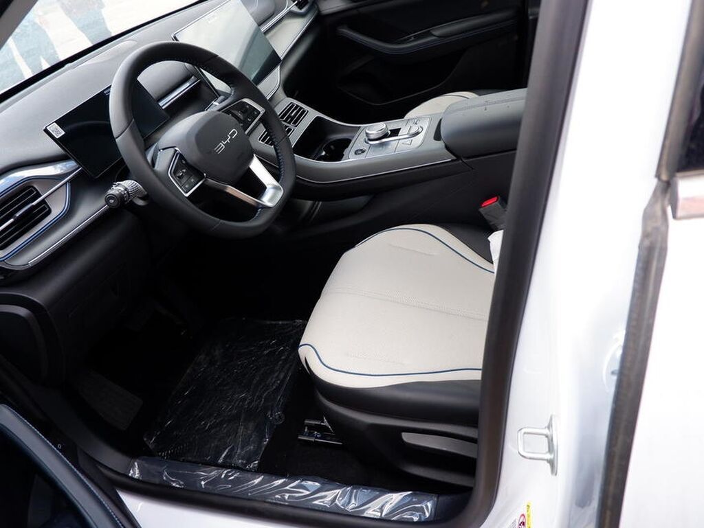 BYD Qin Plus: 1.6 l 2025 il 10 km Sedan — Avtomobillər, Bakı (10)