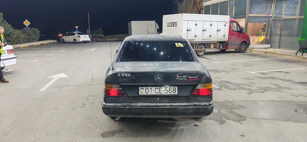 Mercedes E 200, 2.0 L, 1993 il, 274 555 km 01-CE-568 — Avtomobillər, Sumqayıt (5)