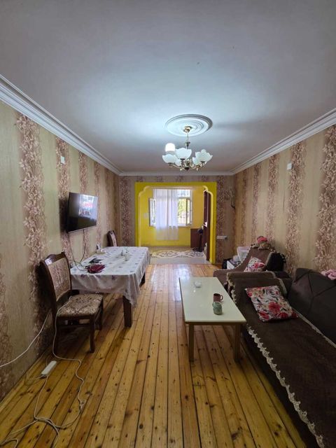 Satılır 2 otaqlı köhnə tikili 52 m² — Sumqayıt