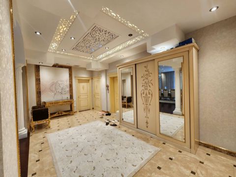 Satılır 4 otaqlı yeni tikili 205 m² — Bakı