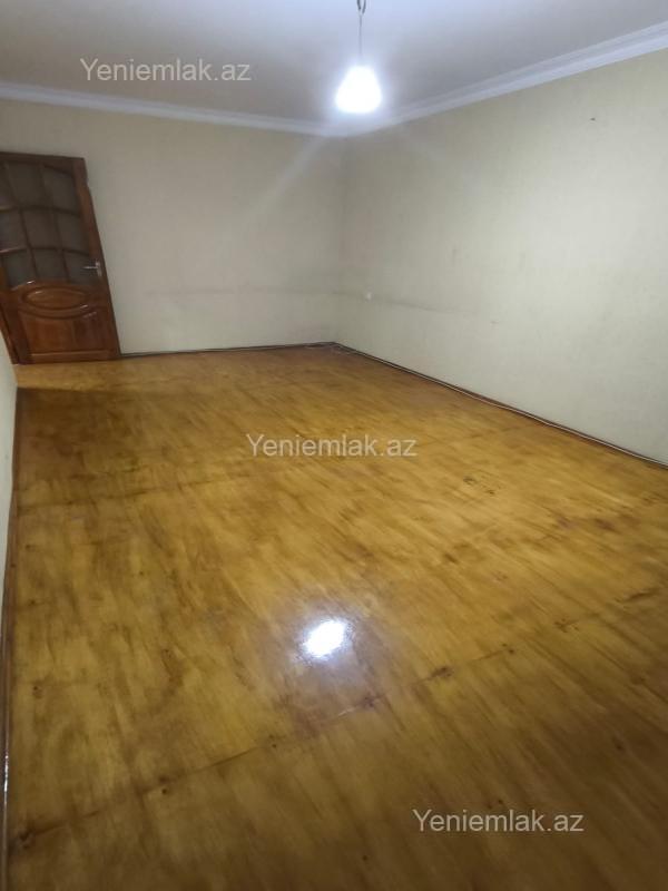 Satılır 1 otaqlı Bina evi menzil (Köhnə tikili), 32 m², 8-ci mikrorayon — Mənzil, Sumqayıt (2)