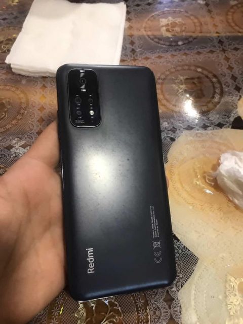 Redmi Not-11 Kabrosu Adaptri Qutusu Üsdündə Verilecey 64/4 yaddaşı var — Sumqayıt