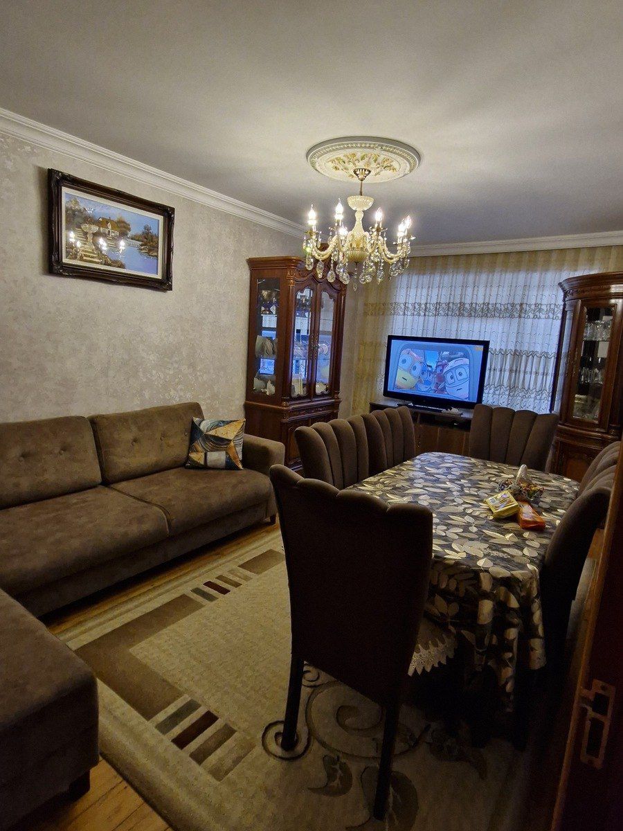 Satılır 4 otaqlı köhnə tikili 80 m² — Mənzil, Bakı (9)