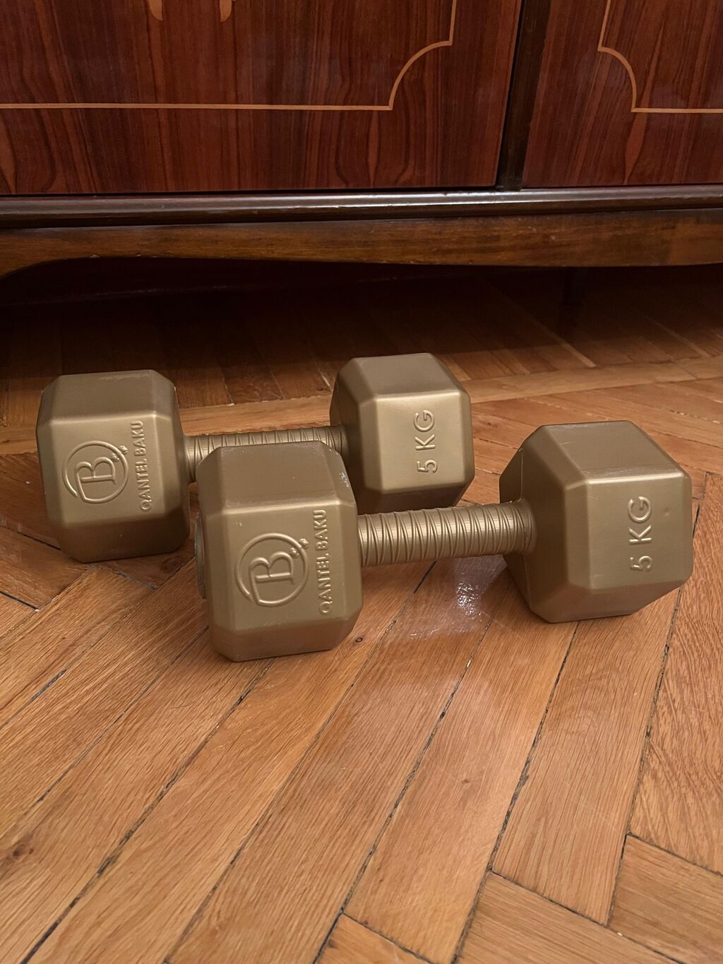 3 Cüt qantel satılır. 5,10 və 15 kq. Bir müddət özüm istifade — Dumbbellər, barbelər, diskləri, Bakı (7)