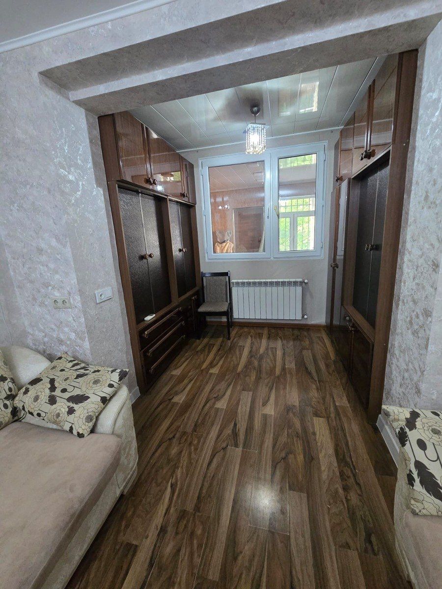 İcarəyə verilir 4 otaqlı köhnə tikili 75 m² — Mənzil, Bakı (10)