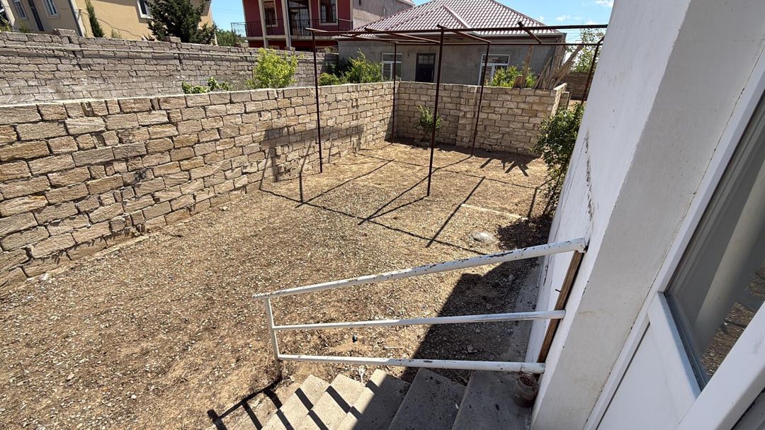 Satılır 3 otaqlı həyət evi/bağ evi 110 m² — Ev, villa, Bakı (3)