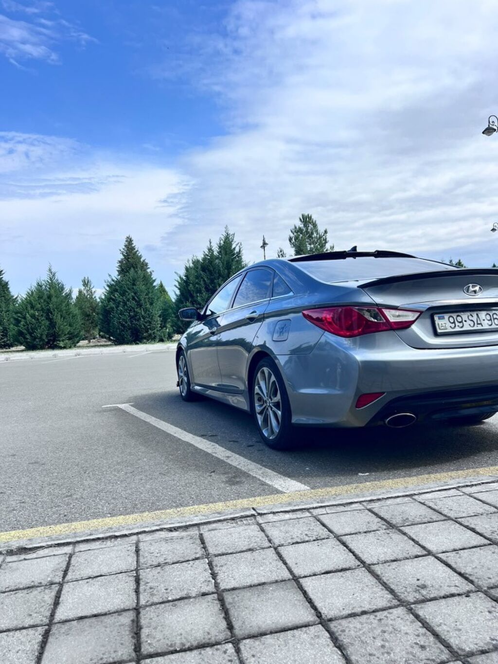 Hyundai Sonata sedan – boz rəngli, dinamik və komfortlu şəhər/tras 99-SA-962 — Avtomobillər, Ağdaş (8)