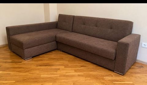 (Uqul divan) yaxwi veziyyetde seliqeli islenib qiriq siniq yoxdur — Bakı