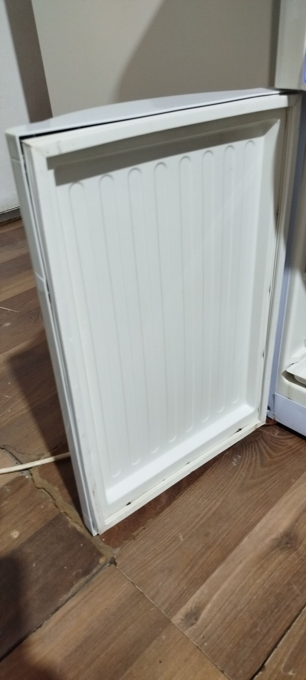 Nobel su paylayıcı (dispenser) - Üstdən qablı model, butulka ilə — Su soğutucuları və dispenserlər, Bakı (8)