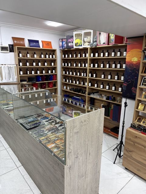 İcarəyə verilir obyekt 10 m² — Bakı