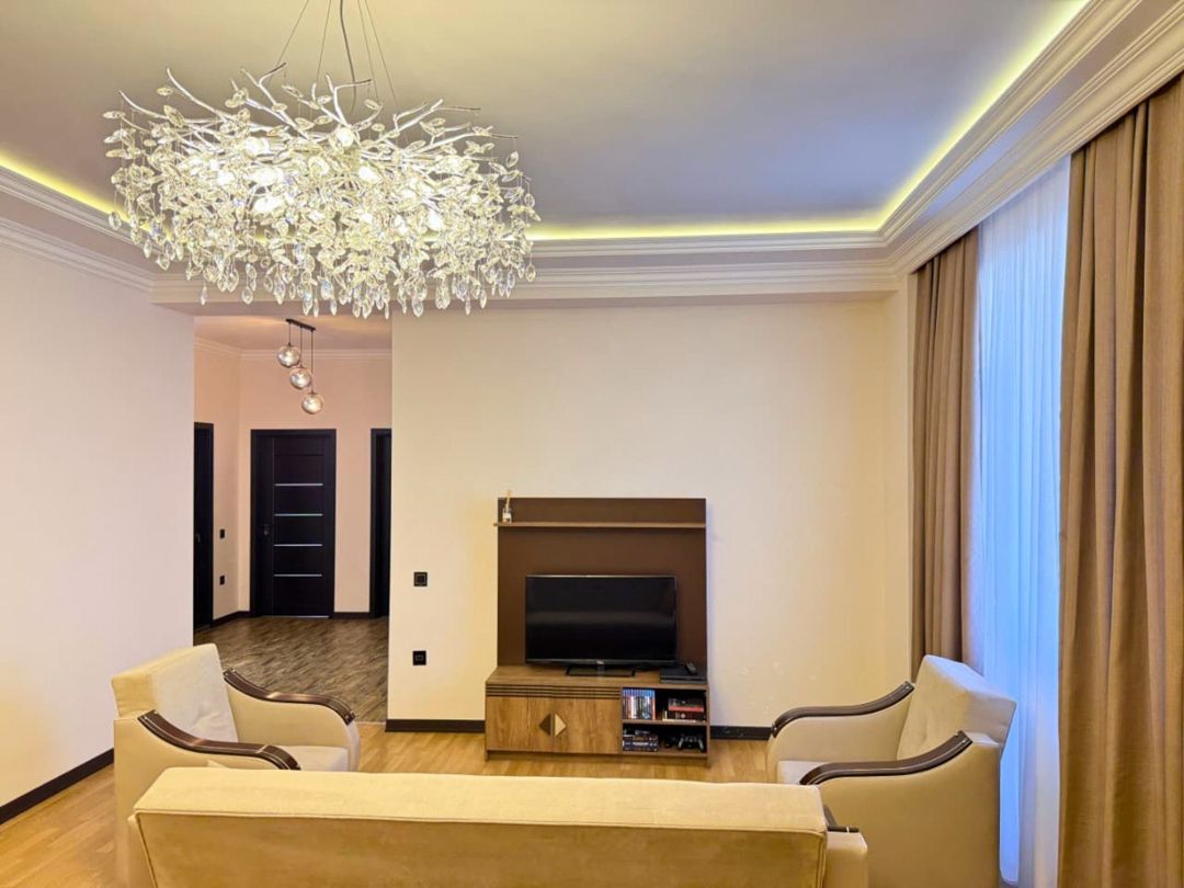 İcarəyə verilir 2 otaqlı yeni tikili 91 m² — Mənzil, Bakı (2)