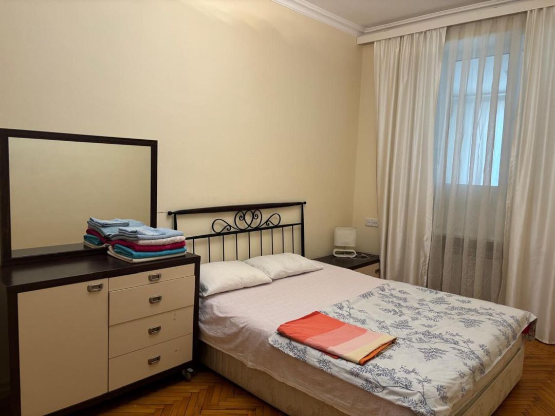 İcarəyə verilir 3 otaqlı köhnə tikili 120 m² — Mənzil, Bakı (2)