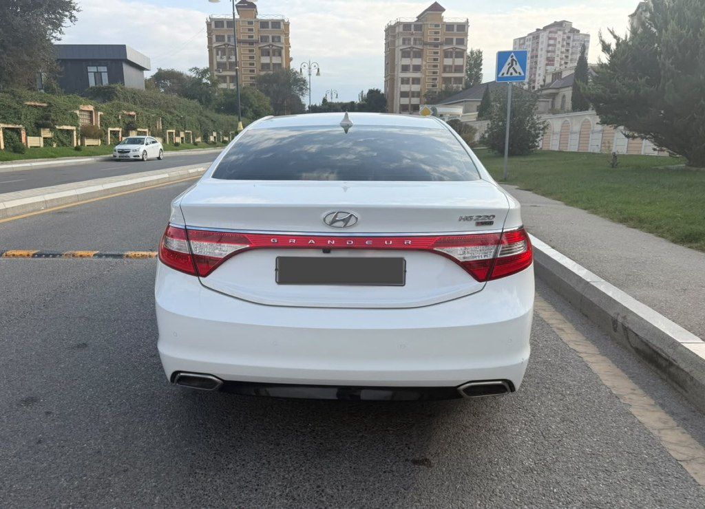 Hyundai Grandeur, 2.2 L, 2016 il, 370 000 km — Avtomobillər, Bakı (2)