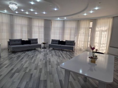 Satılır 3 otaqlı yeni tikili 147 m² — Bakı