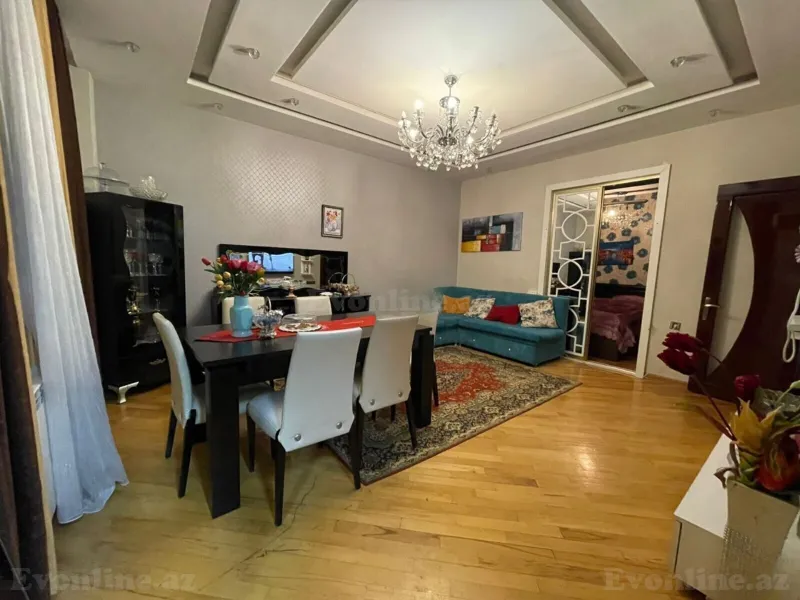 Satılır 3 otaqlı Mənzil Köhnə tikili 63 m² Bakı, Nərimanov r., Nəriman Nərimanov m — Bakı