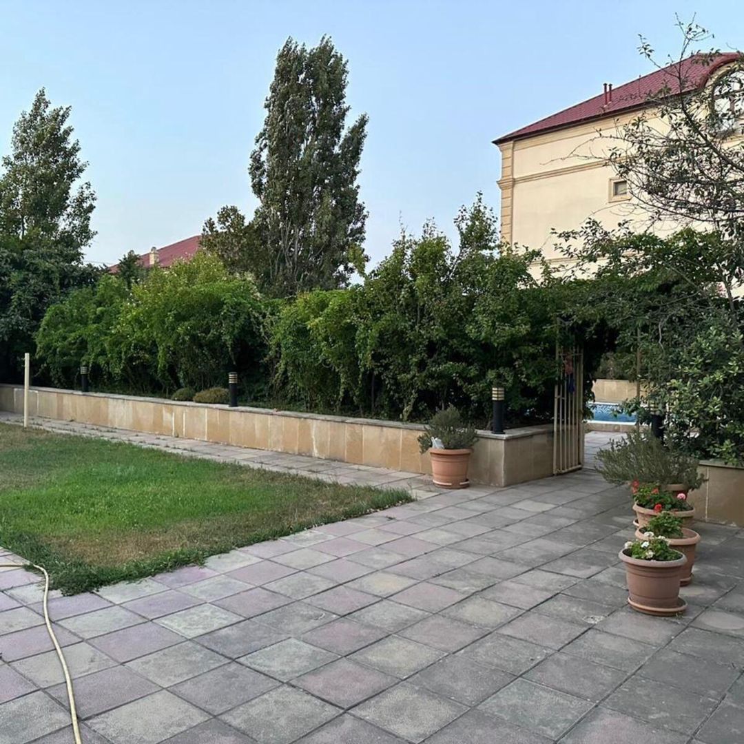 Satılır 12 otaqlı həyət evi/bağ evi 650 m² — Ev, villa, Bakı (10)