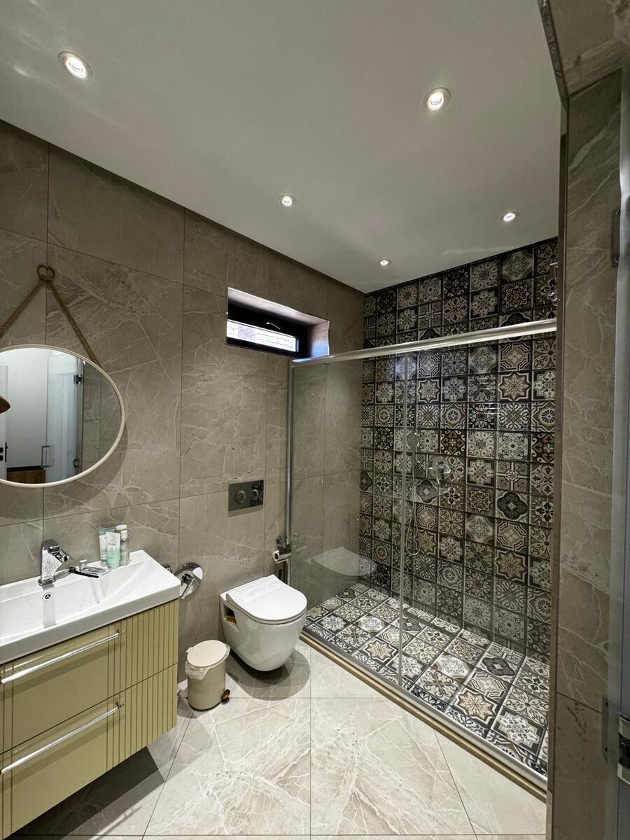 Satılır 5 otaqlı həyət evi/bağ evi 250 m² — Ev, villa, Bakı (12)